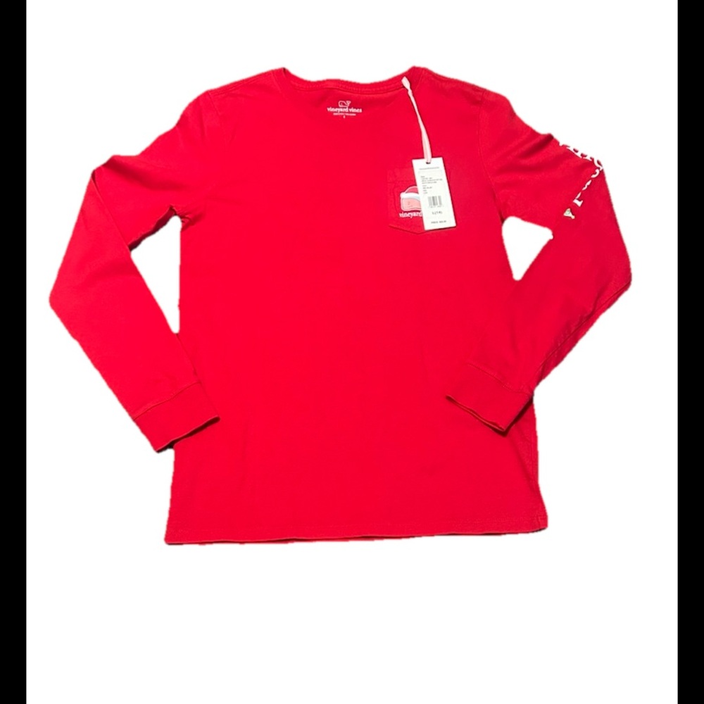 Vineyard vine red t shirt